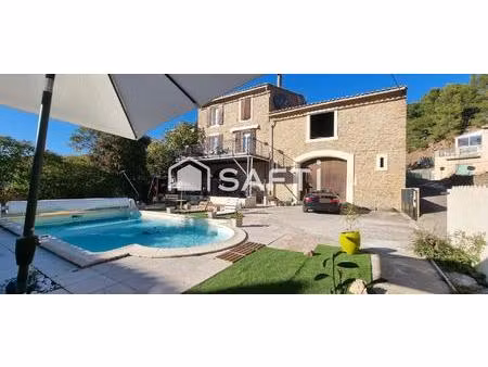 pour les amoureux de la pierres