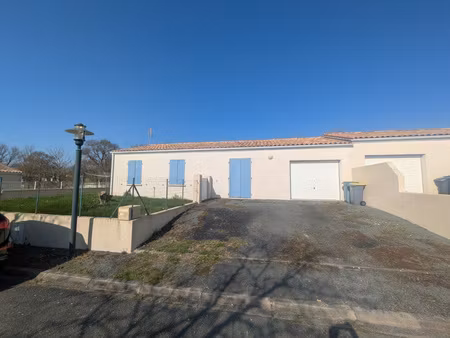 à découvrir maison de plain-pied avec locataire en place