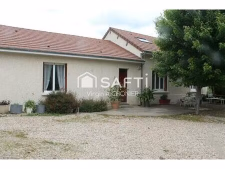 bel ensemble immobilier de 2 maisons entièrement rénovées