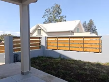 location meublée maison 3 pièces 62 m² à le tampon (97430)  1 100 €