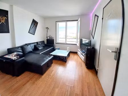 .grand studio metro echat