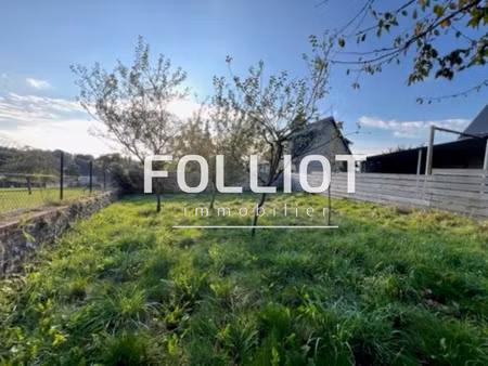 terrain vire normandie 610 m2