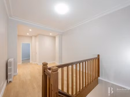 paris xviii - a louer vide - superbe 2 pieces neuf de 51 m² au rdc en souplex - 1 chambre 