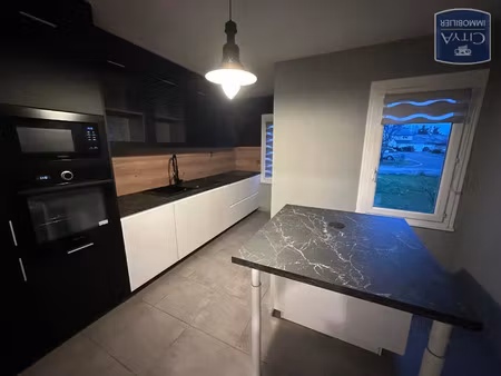 maison à louer 5 pièces 100.72 m² - beaumont-en-véron (37) - 895€