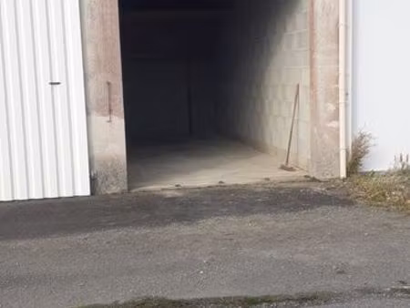 vends garage 19m2 fermé