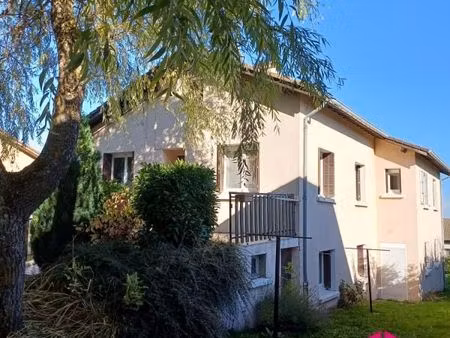 villa 10 pièces 171 m²