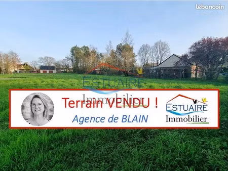terrain 607 m² heric