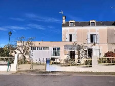 vente maison à lathus-saint-rémy (86390) : à vendre / 128m² lathus-saint-rémy