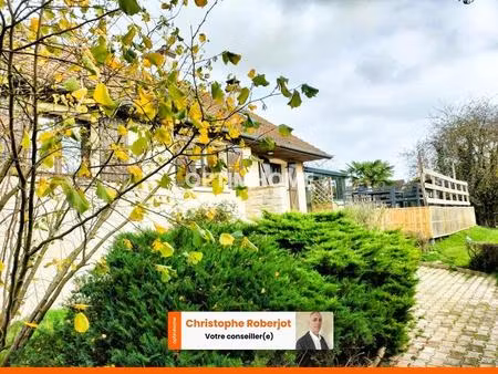 grande maison de 10 pièces au calme et aux portes de chalon sur un terrain de 1500m2