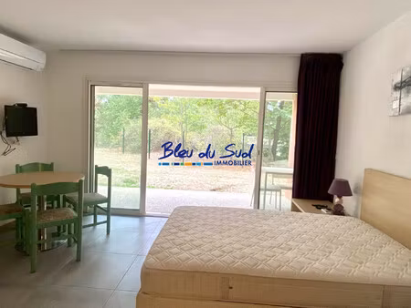 studio avec terrasse