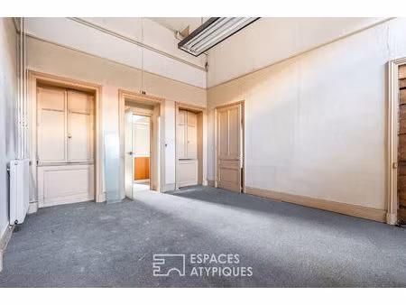 bureaux de 154 m2 à rénover au coeur de villefranche-sur-saone