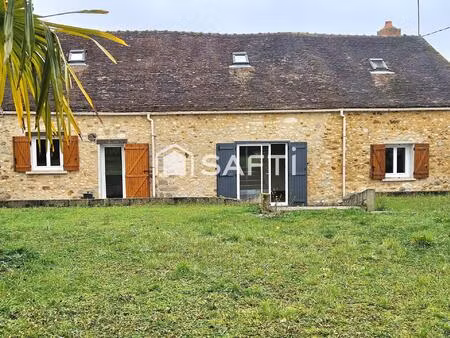 maison avec charme  jardin et 4 chambres prêtes à accueillir votre famille.