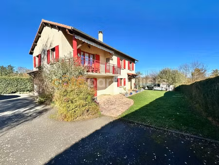 maison sanssac l eglise 5 pièce(s) 130 m2