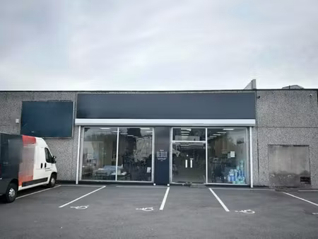 local commercial a louer