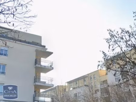 parking à louer - bron (69) - 125€