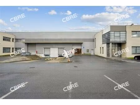 location local d'activités gennevilliers 2 234 m²