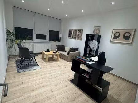 commercieel te huur in manage