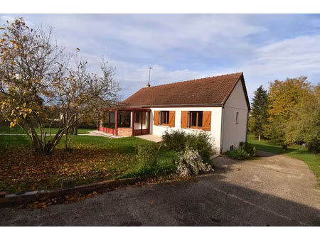 vente maison 5 pièces 91 m² à jouet-sur-l'aubois (18320)  151 000 €