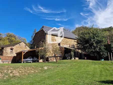 vente maison 4 pièces 134 m² saint-just-sur-viaur (12800)