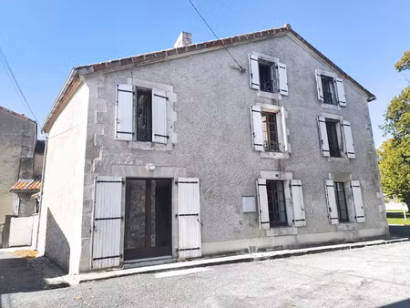 achat maison 12 pièces 250m² hiersac 16290