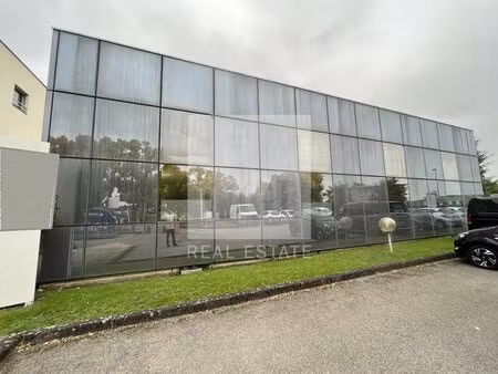 location local professionnel 718m² dardilly 69570