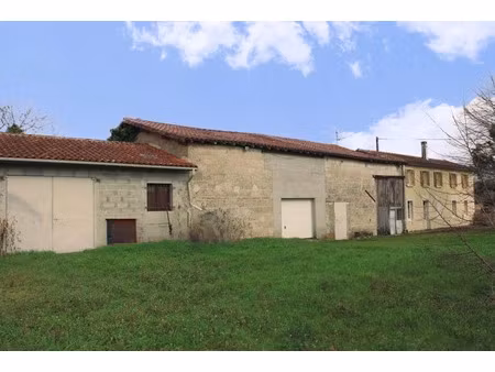 vente maison 4 pièces 157 m² à le pizou (24700)  213 000 €