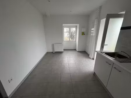 location appartement 2 pièces 34m²