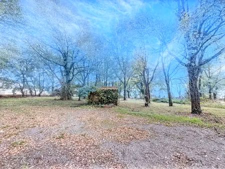 terrain poucharramet à vendre