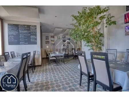 ensemble immobilier avec bon rendement locatif – commune recherchée