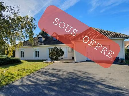 pavillon plein pied 4 chambres  garage + beau jardin