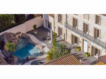 maison avec piscine et jardin colombiers (34)