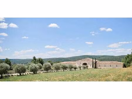 propriété avec piscine et jardin uzès (30)