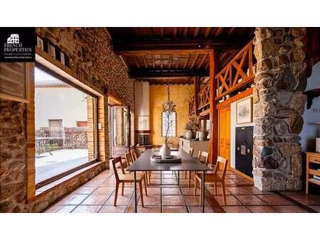 mas en pierre - piscine - 8 pièces - 4/5 chambres- surface totale 275m² - (dans les aspres