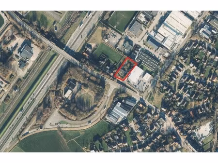 commercieel te koop in brecht met 3 slaapkamers