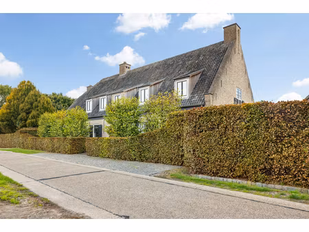 huis te koop in hoogstraten met 5 slaapkamers