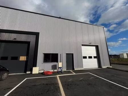 local d'activités à vendre