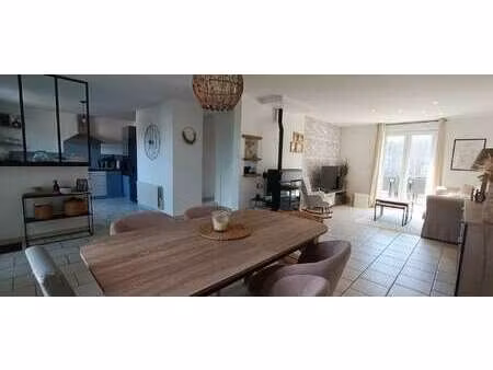 vente maison à montigné-le-brillant (53970) : à vendre / 110m² montigné-le-brillant