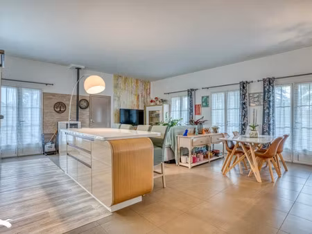 vente maison 4 pièces 130 m² à casteljaloux (47700)  442 260 €