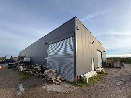 a louer depôt 600 m² - ogy-montois-flanville
