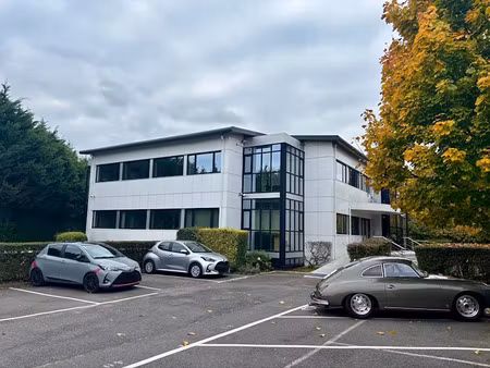 vente locaux professionnels 442.84 m² à ferrières-en-brie (77164)  834 750 €