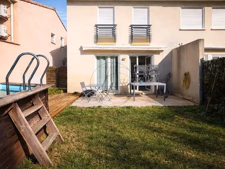 location maison 4 pièces 90.9 m² à aix-en-provence (13090)  1 650 €