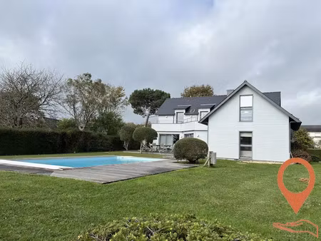 vente maison 9 pièces 245.26 m² à la forêt-fouesnant (29940)  700 000 €