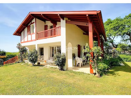 vente maison 8 pièces 230 m² à arbonne (64210)  1 195 000 €