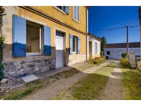 maison en pierre en r+1 6 pièces de 190m2 habitables sur par