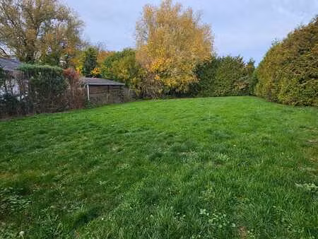 terrain à bâtir à la sortie wavre proche centre commerciaux