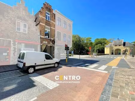 charmant handelspand op topligging te brugge!