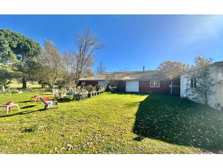 immeuble claveyson m² t-8 à vendre  230 000 €