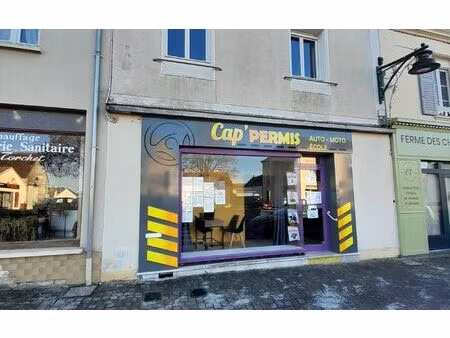 immeuble saint-cosme-en-vairais m² t-3 à vendre  87 200 €