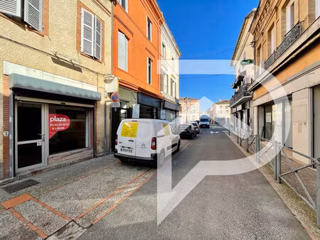 local commercial avec vitrine - hyper centre