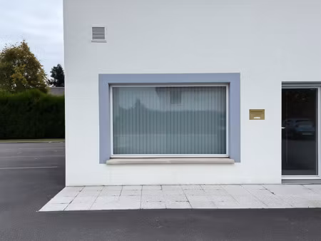 a louer - trainou - local commercial